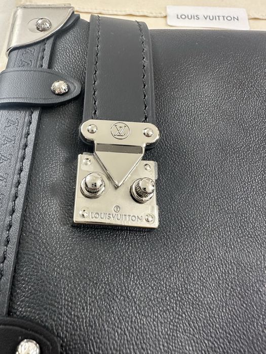 Дамска чанта Louis Vuitton Side Trunk MM