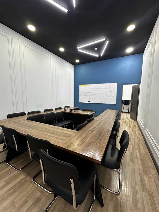 Продается мебель для учебного центра