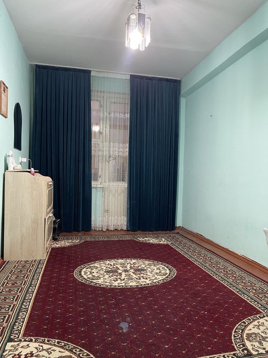 2 хонали квартира срочно сотилади! Центр