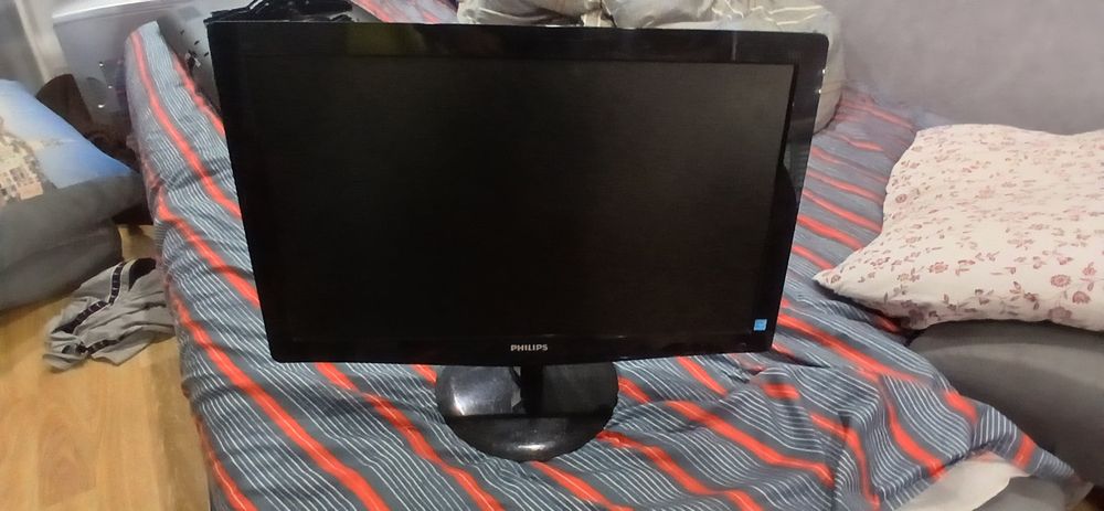 Продам телевизор и монитор philips