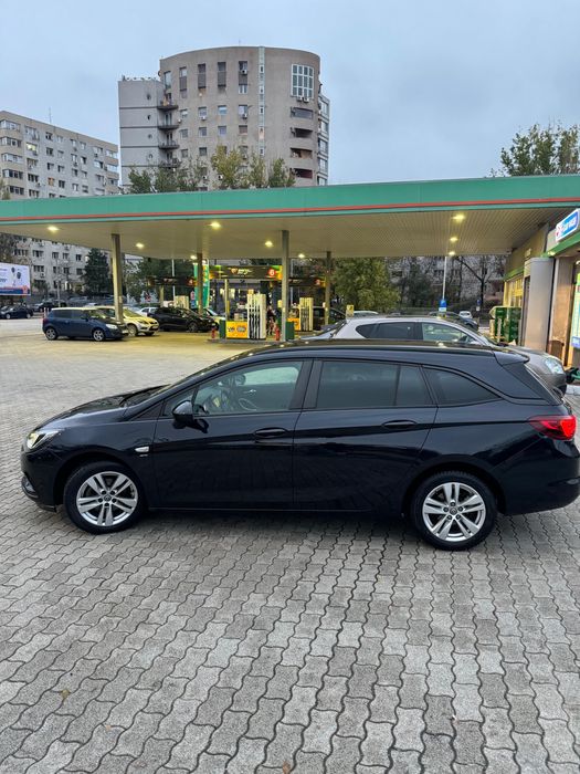 Opel Astra K  Sports Tourer +