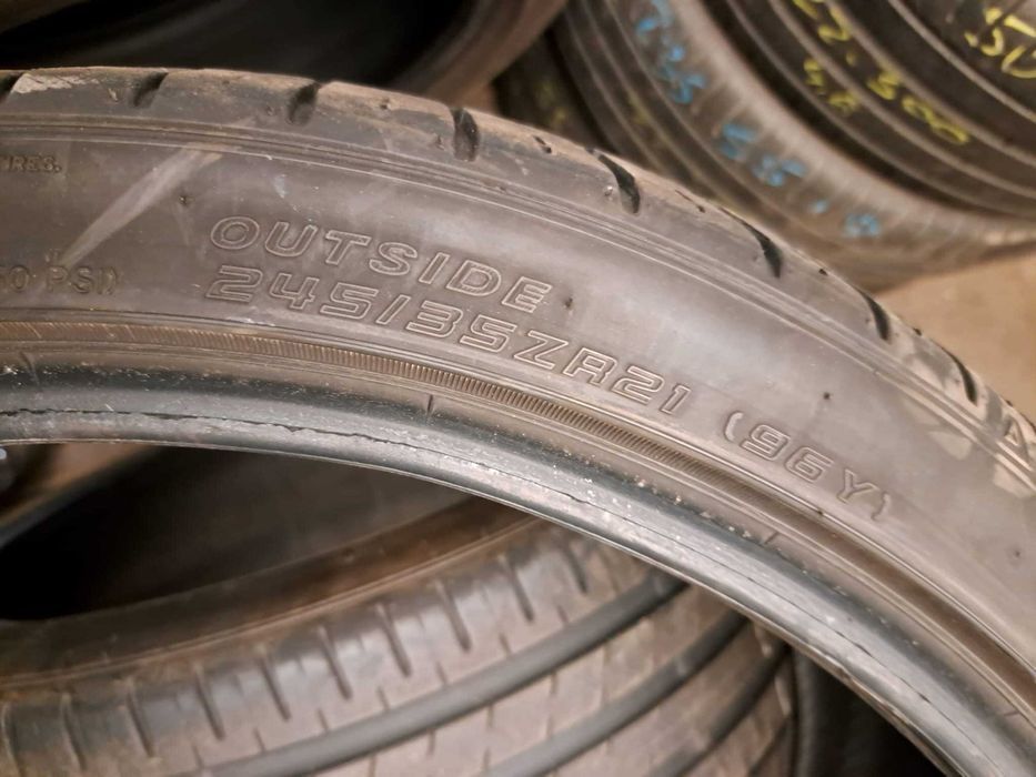 2 anvelope 245/35 R21 Falken