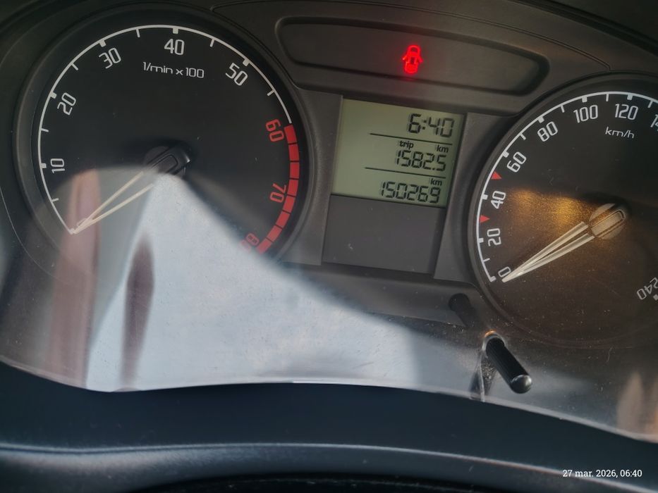 Vând Skoda Fabia 2 an 2008