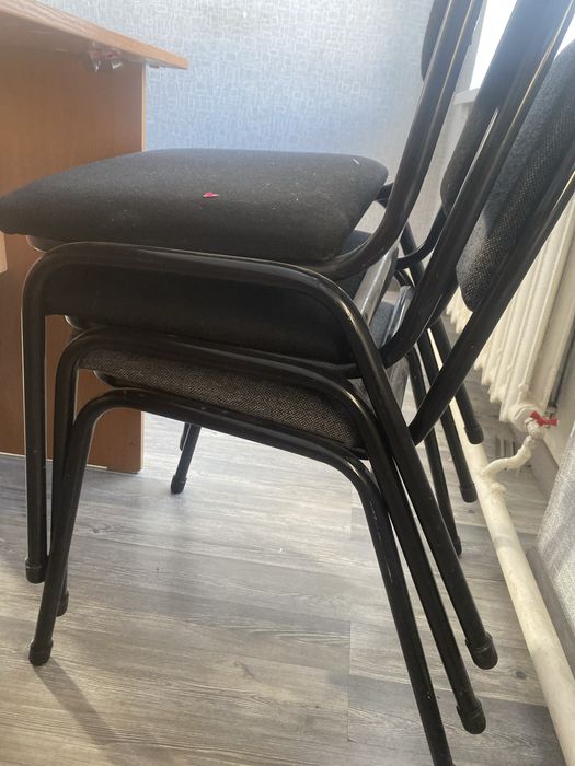 Стулья офисные срочно