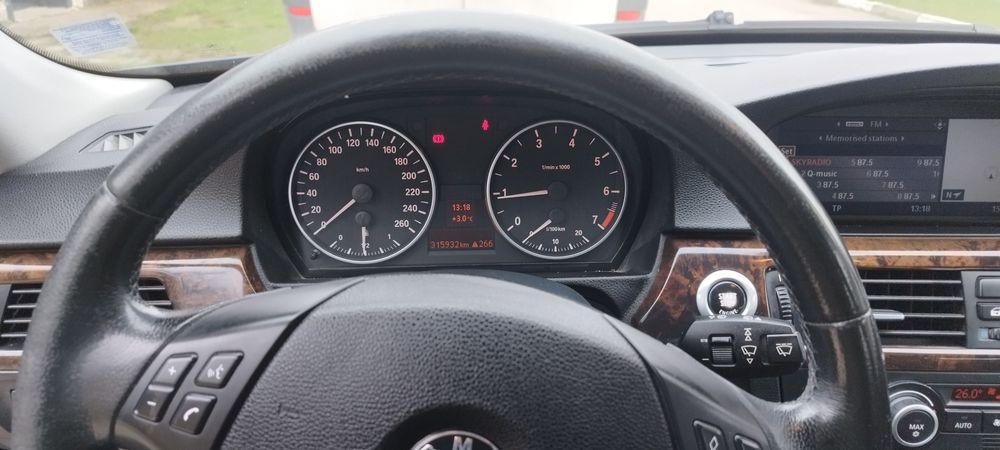 BMW E91 318 Business line 2007 година