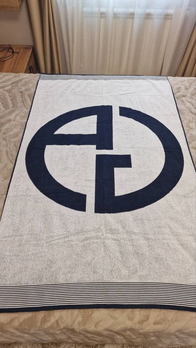 Сезонна разпродажба!Луксозни кърпи Armani,Diesel, Moschino