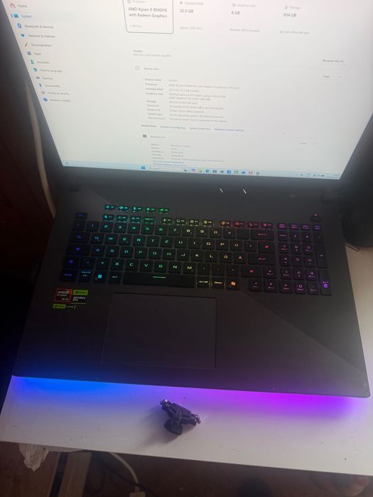 ASUS ROG Strix G18 | Ryzen 9 8940HX | RTX 5060 (8GB) | 32GB DDR5 | 1TB SSD