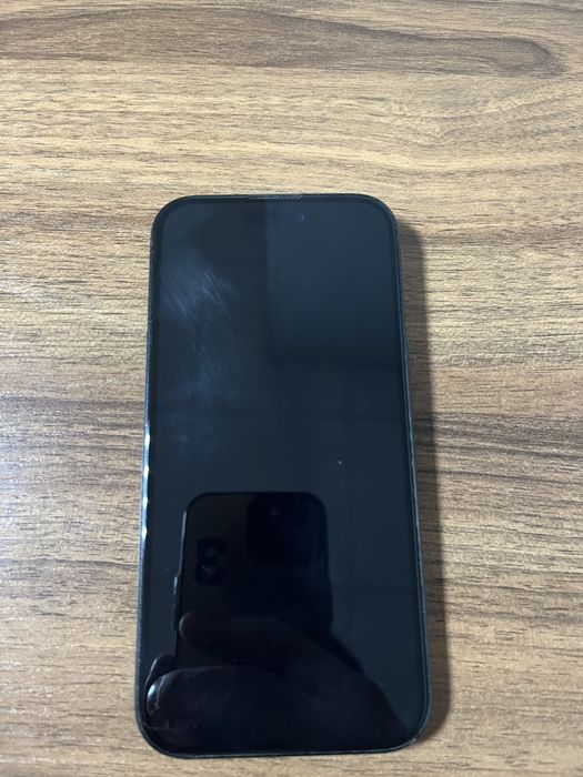 Продам iPhone 15 128 гб,черный