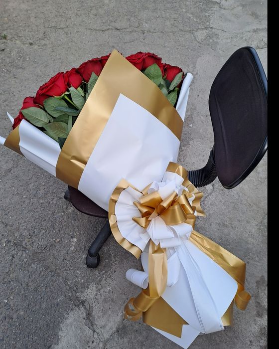 Букет роз,доставка