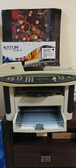 Imprimanta multifunctionala HP LaserJet M1522MFP stare perfecta cu cartus nou de rezerva