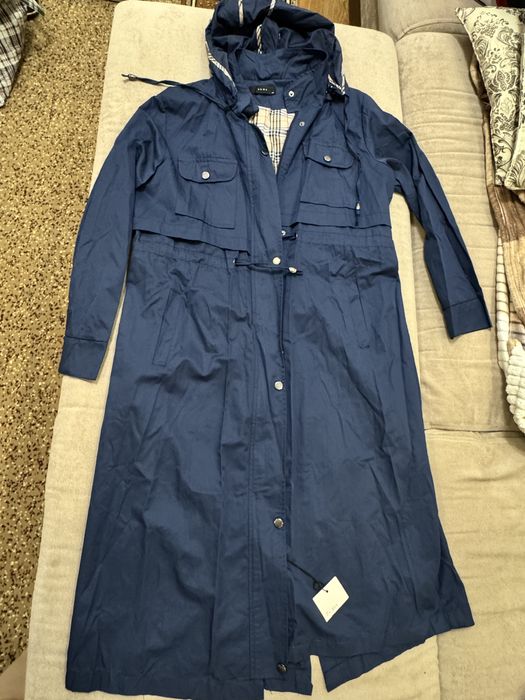 Продаётся женский тренч плащ