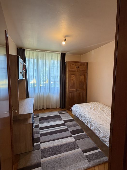 Apartament cu 3 camere, aproape de centru – loc de parcare inclus