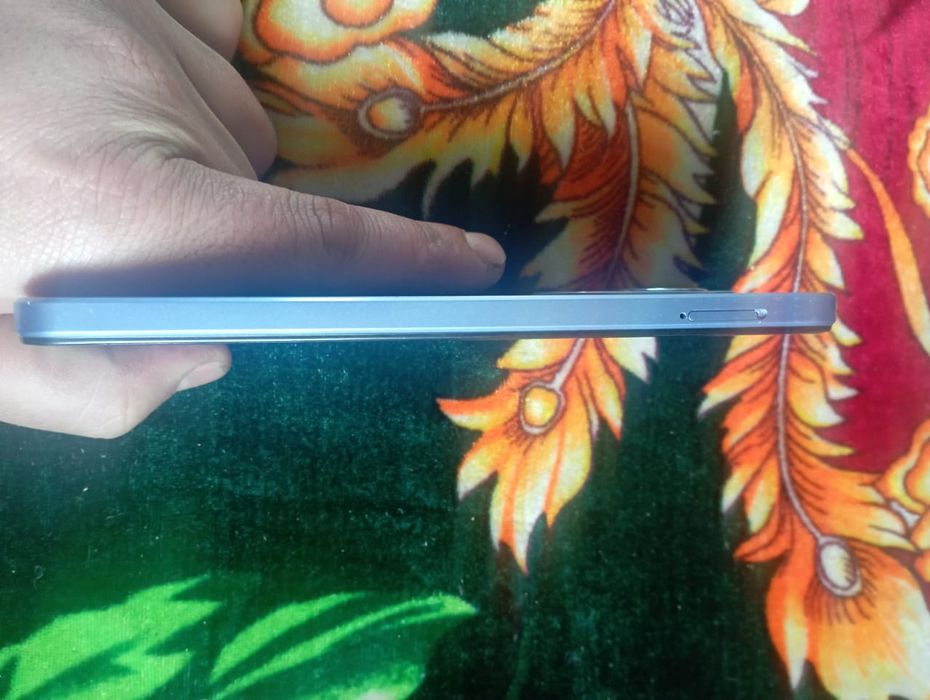 Продам телефон в хорошем состояний