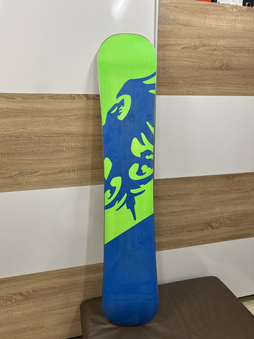 Snowboard Never Summer Proto 154 carbonium series  + Burton Infidel M