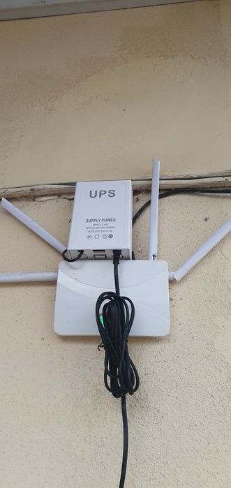 UPS router va kichik kameralar uchun