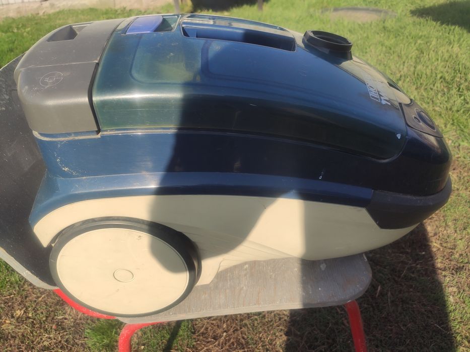 Пылесос Tomas Tvin tt