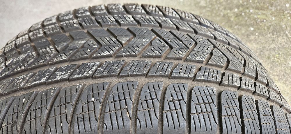 Зимни гуми в перфектно състояние