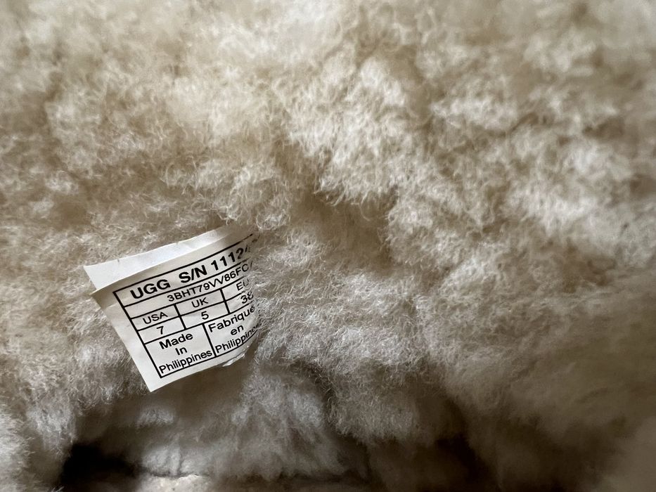 Cizme UGG, impecabile
