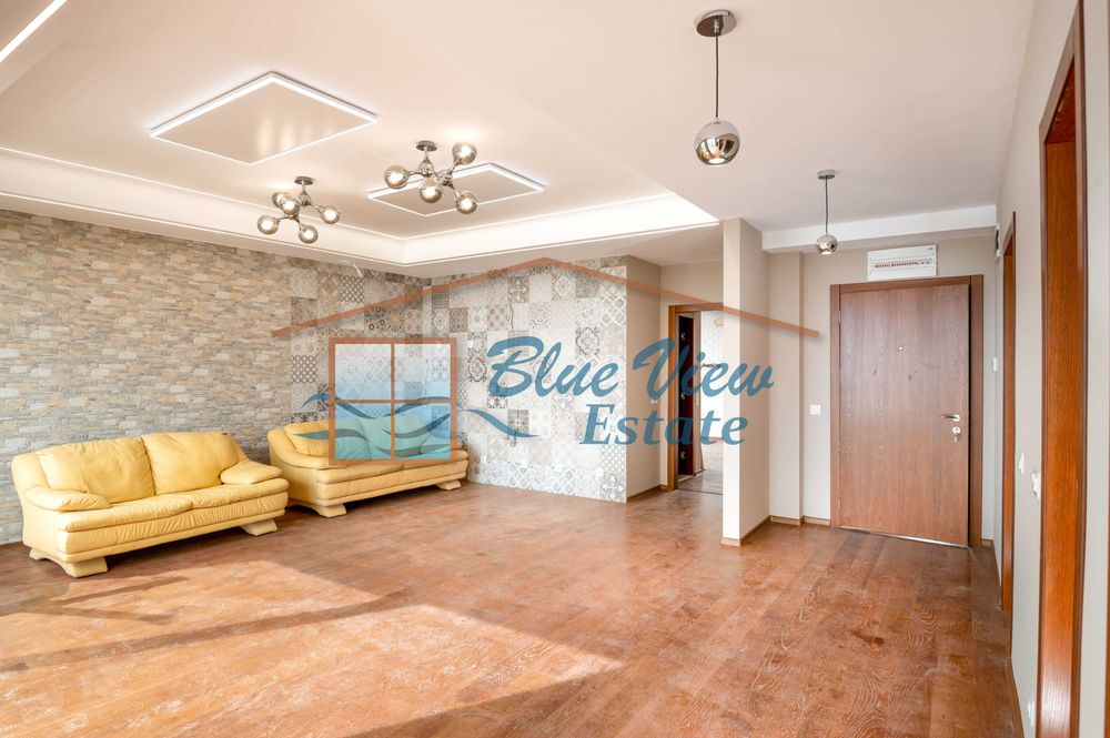Продава се Многостаен апартамент в Балчик - 390 кв.м за 579 €/кв.м - Снимка #2