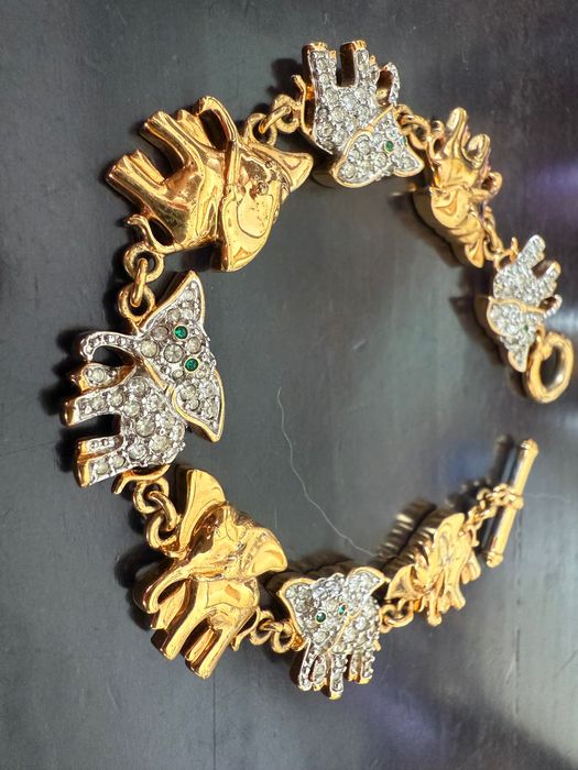 Уникална гривна Swarovski