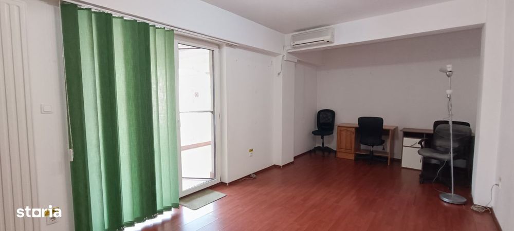 Spatiu birouri 110 mp, semicentral, parcare