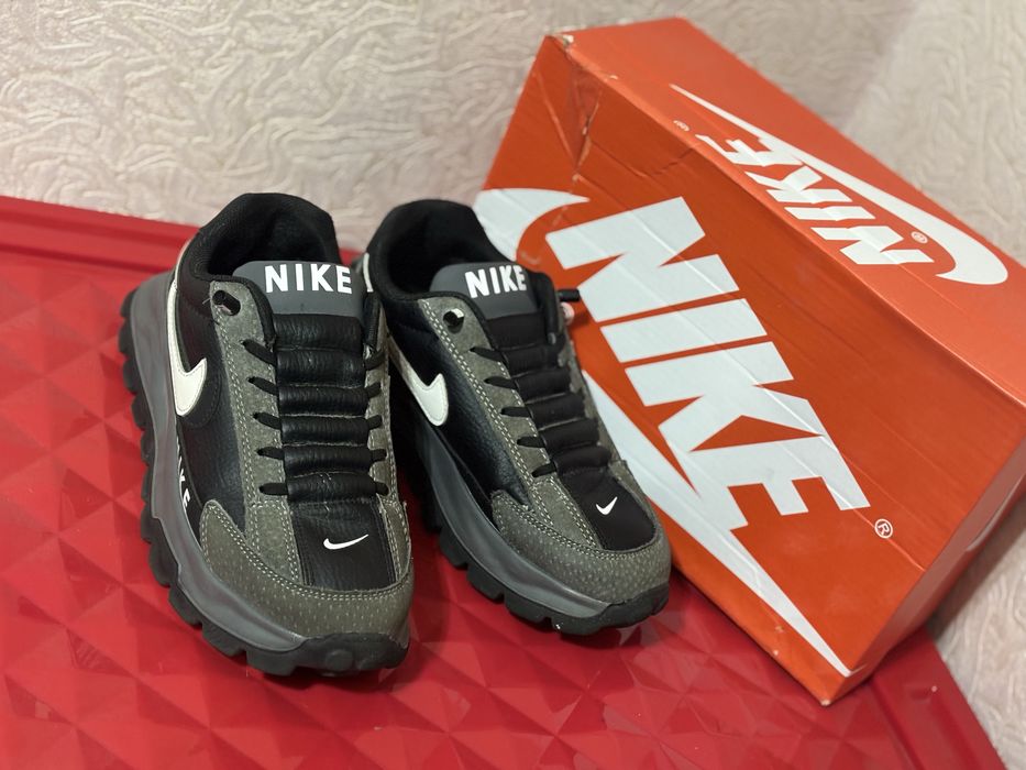Кроссовки Nike детские р35 - Продам