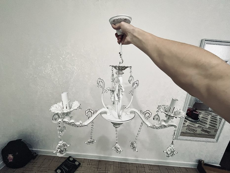 Люстра для освещение