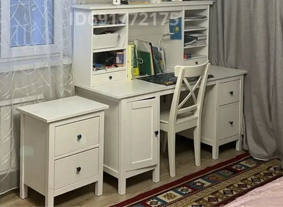 Письменный стол  икея , чистое дерево