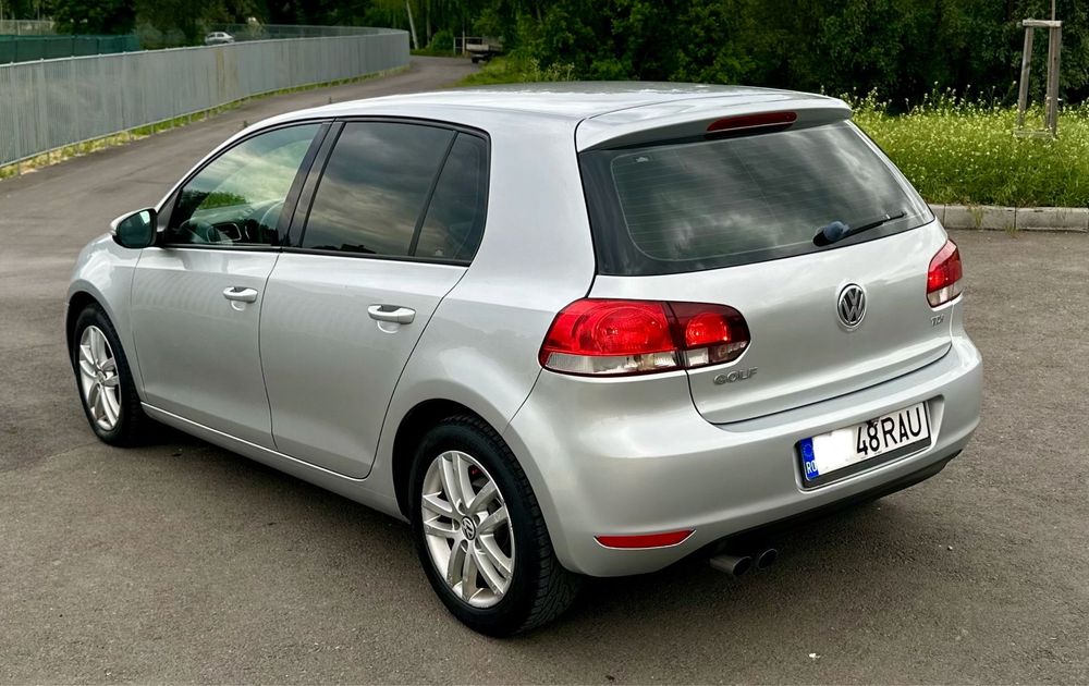 VW Golf 6//2.0 Diesel// Alcantara // navi carplay+ camera spate