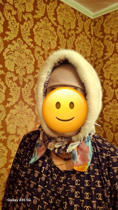 Платок с норкой. Новый