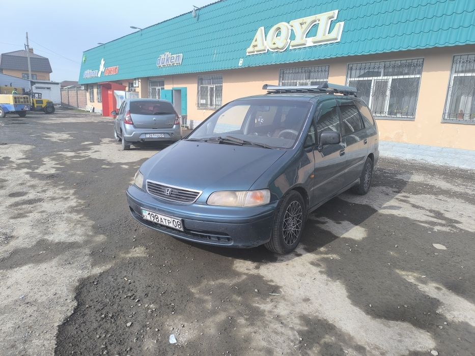 Хонда шатл сатылады срочно