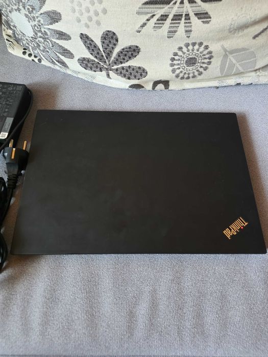 Interfata ELM  cu laptop Lenovo T490 I-5 Gen. 8 2,5  cu RAM DDR4-24GB