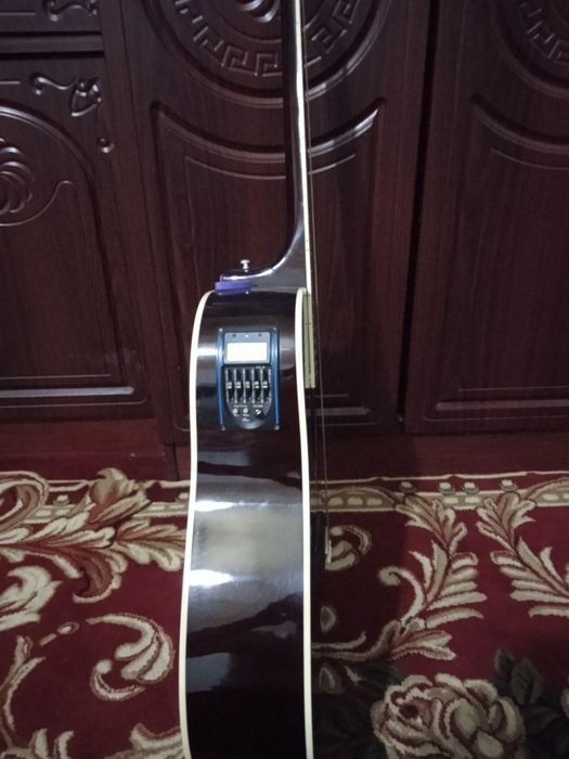 Гитара акусстическая сотилади чехол блан