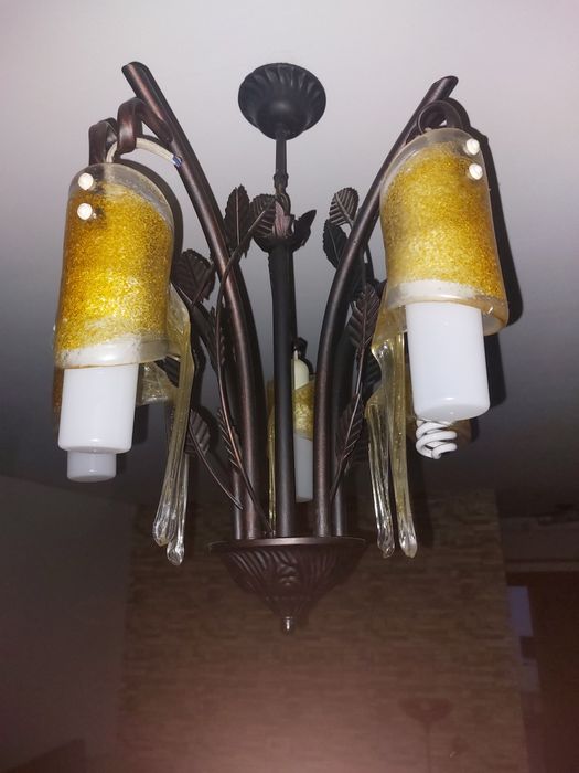 Lustră plafoniere deosebite