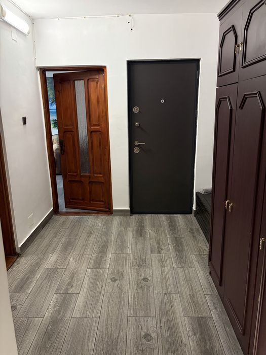 Inchiriez apartament 2 camere!