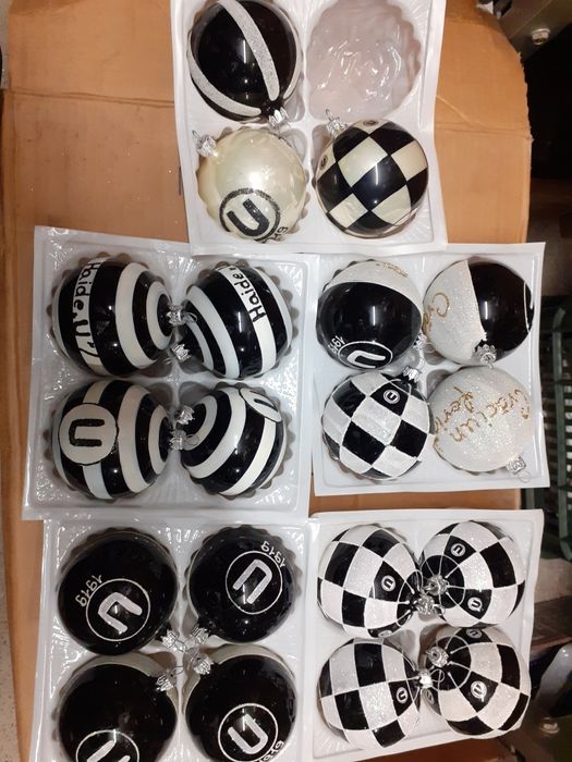 Globuri brad de Craciun pentru suporteri Universitatea Cluj