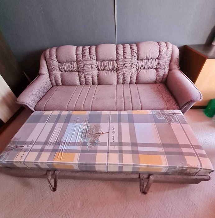 Продам мягкий диван.