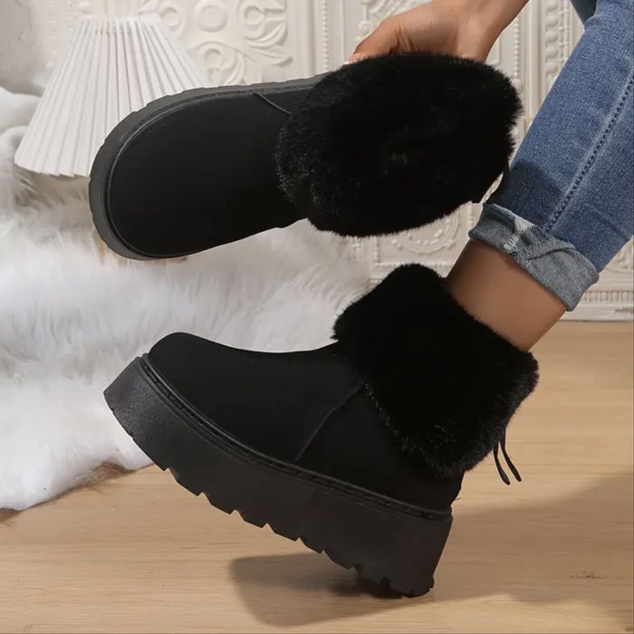 Черные зимние сапоги/ботинки