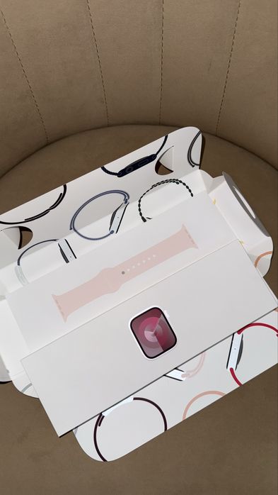 Продаю Apple Watch 9 series 41mm