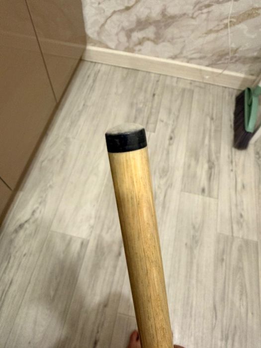 Продам бильярдный кий