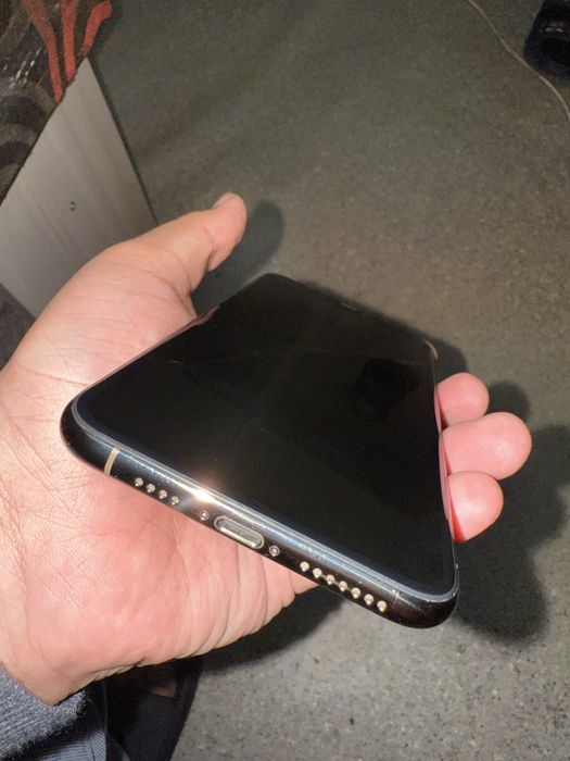 I phone 11 pro max 512 GB