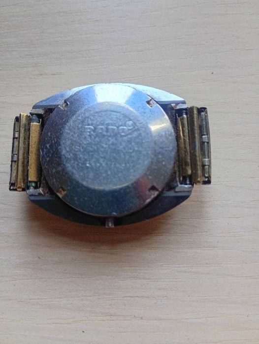Швейцарски часовник Rado