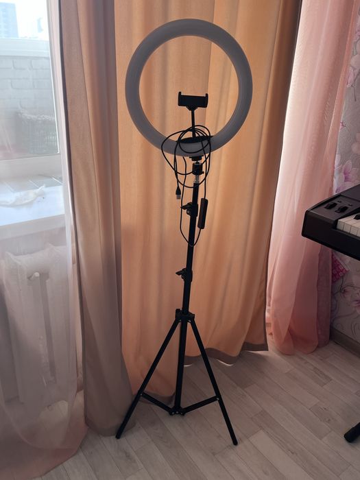 Кольцевая лампа