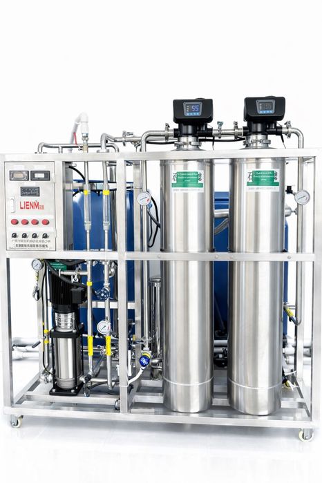 Фильтр воды . Очиститель воды . Профессиональная