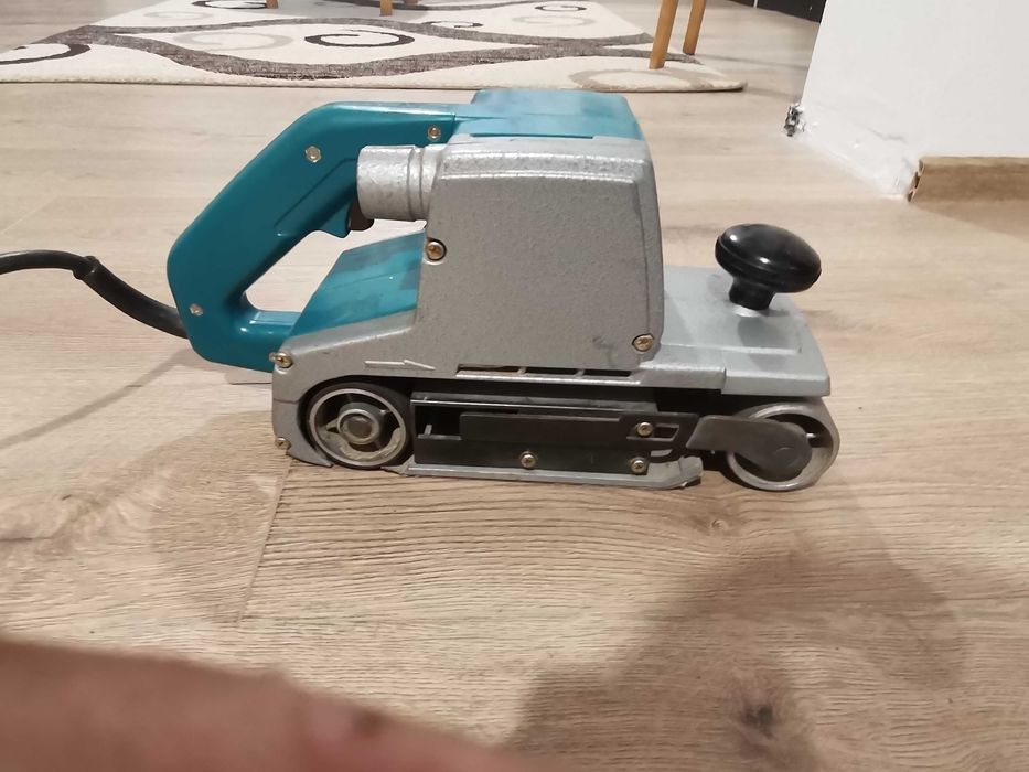 Șlefuitor Makita