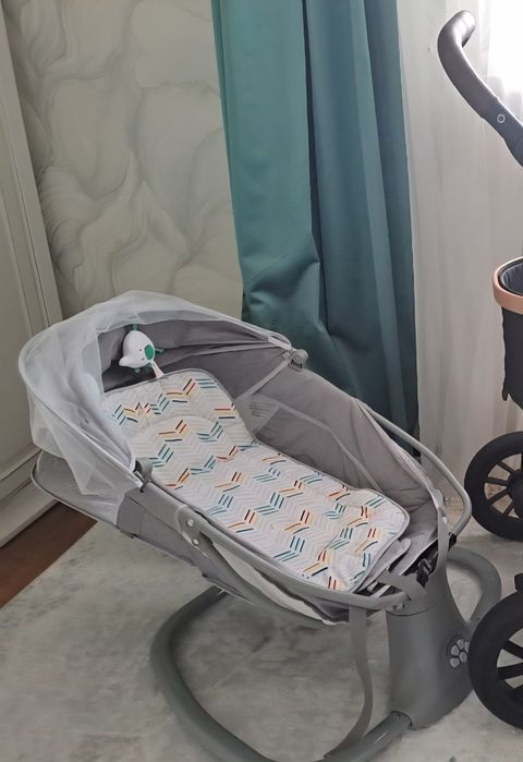 Продам детскую качалку