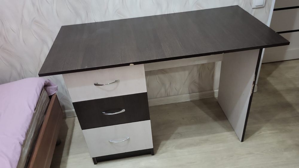 Стол для школьников