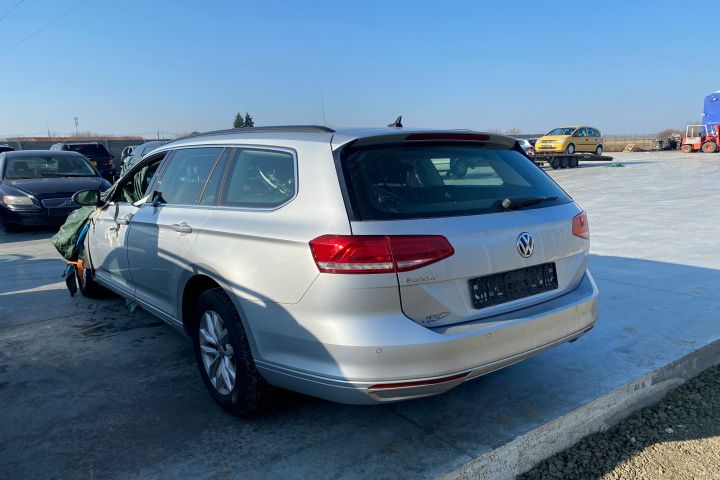 CAPAC COTIERA - 3G0864298K Volkswagen VW Passat B8
