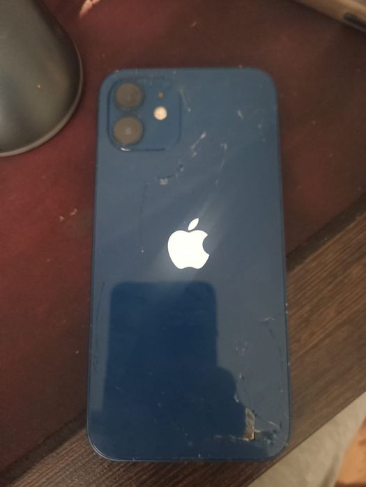 Продам IPhone 12 64 GB