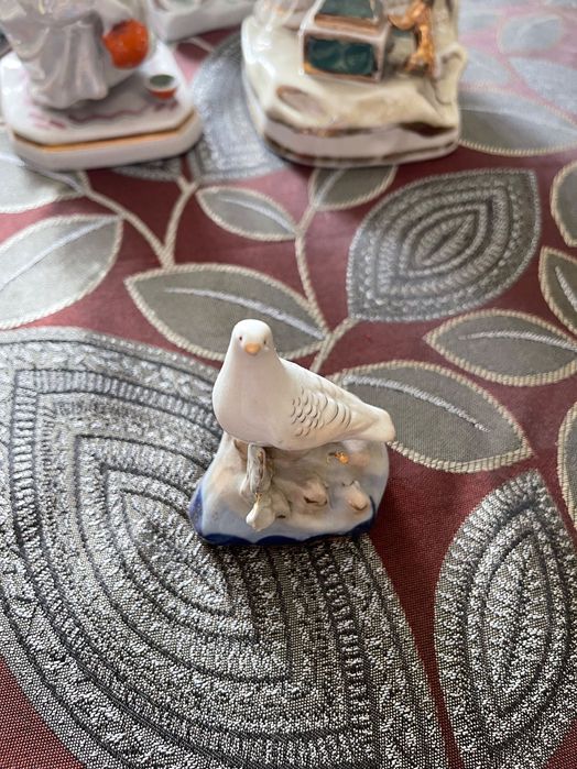 Фарфоровые статуэтки